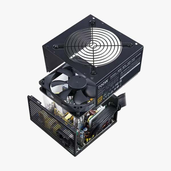 منبع تغذیه 700 وات کولر مستر MWE 700 BRONZE V2